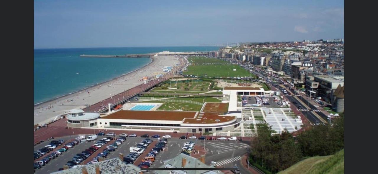 Le Petit Fute 112 Apartment Biville-sur-Mer Bagian luar foto