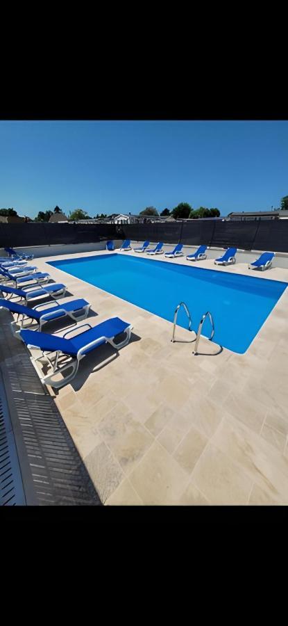 Le Petit Fute 112 Apartment Biville-sur-Mer Bagian luar foto