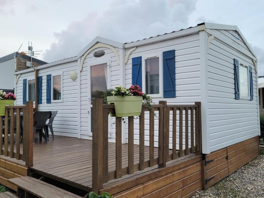 Le Petit Fute 112 Apartment Biville-sur-Mer Bagian luar foto