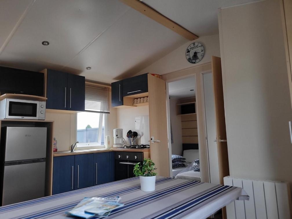 Le Petit Fute 112 Apartment Biville-sur-Mer Bagian luar foto